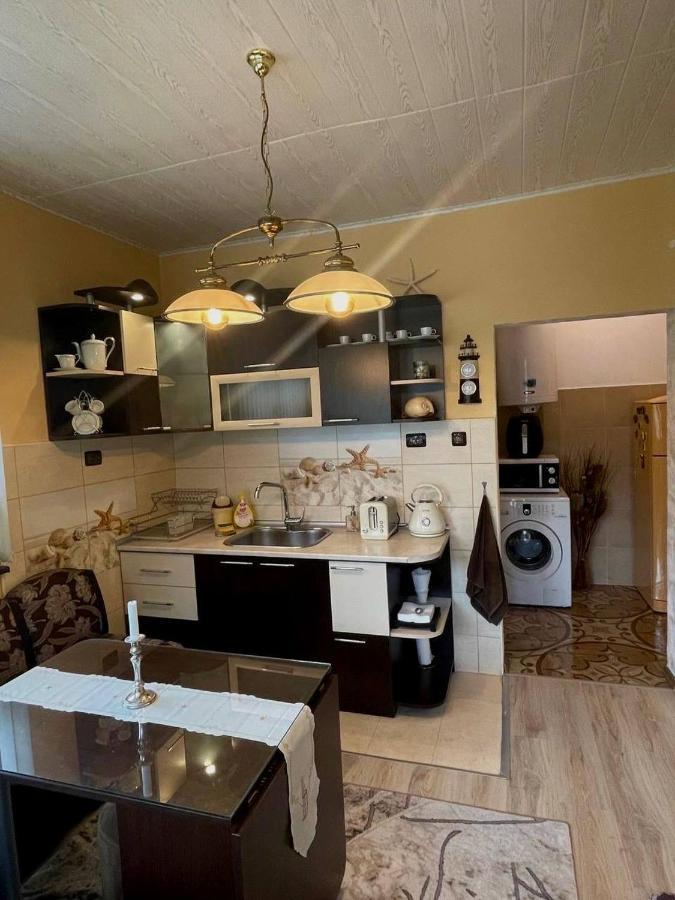 Z-Apartment In トリャブナ エクステリア 写真